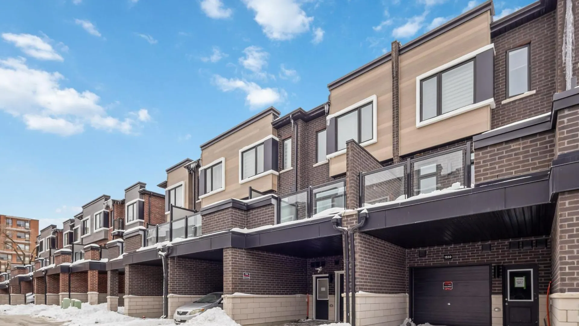 Casa de hóspedes Pine Private Room With 2-Shared Bathrooms In Toronto, On, Canada